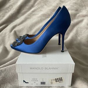 Manolo Blahnik Hangisi 105mm Satin Pump